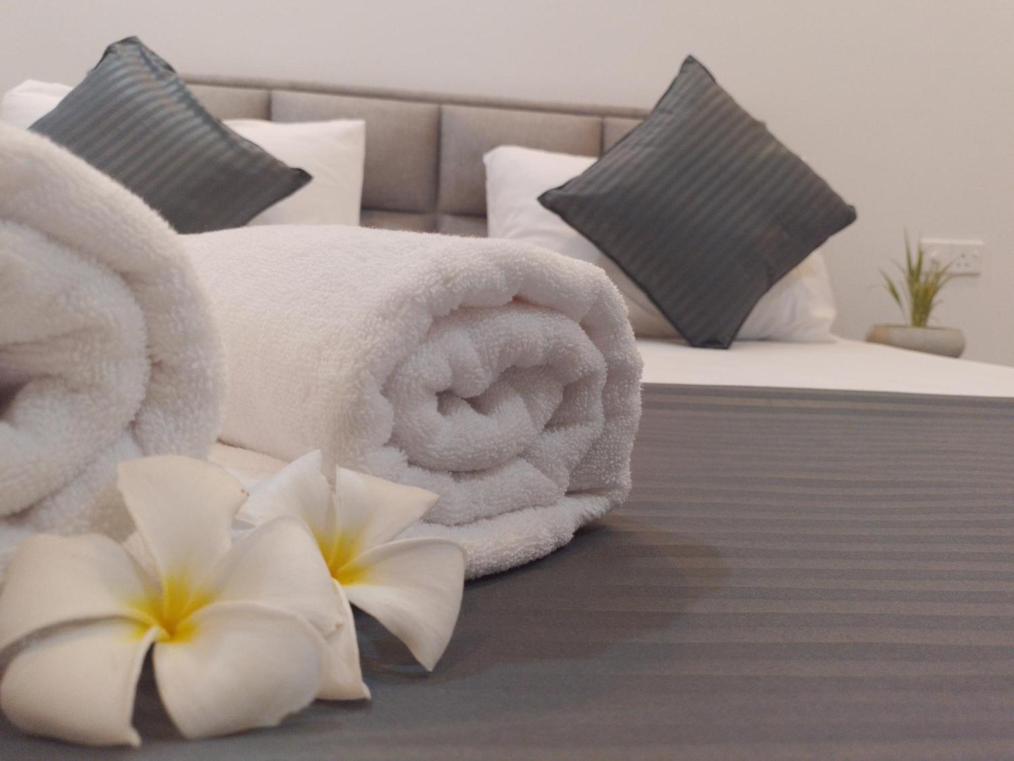 Coco Rooms Galle Bagian luar foto