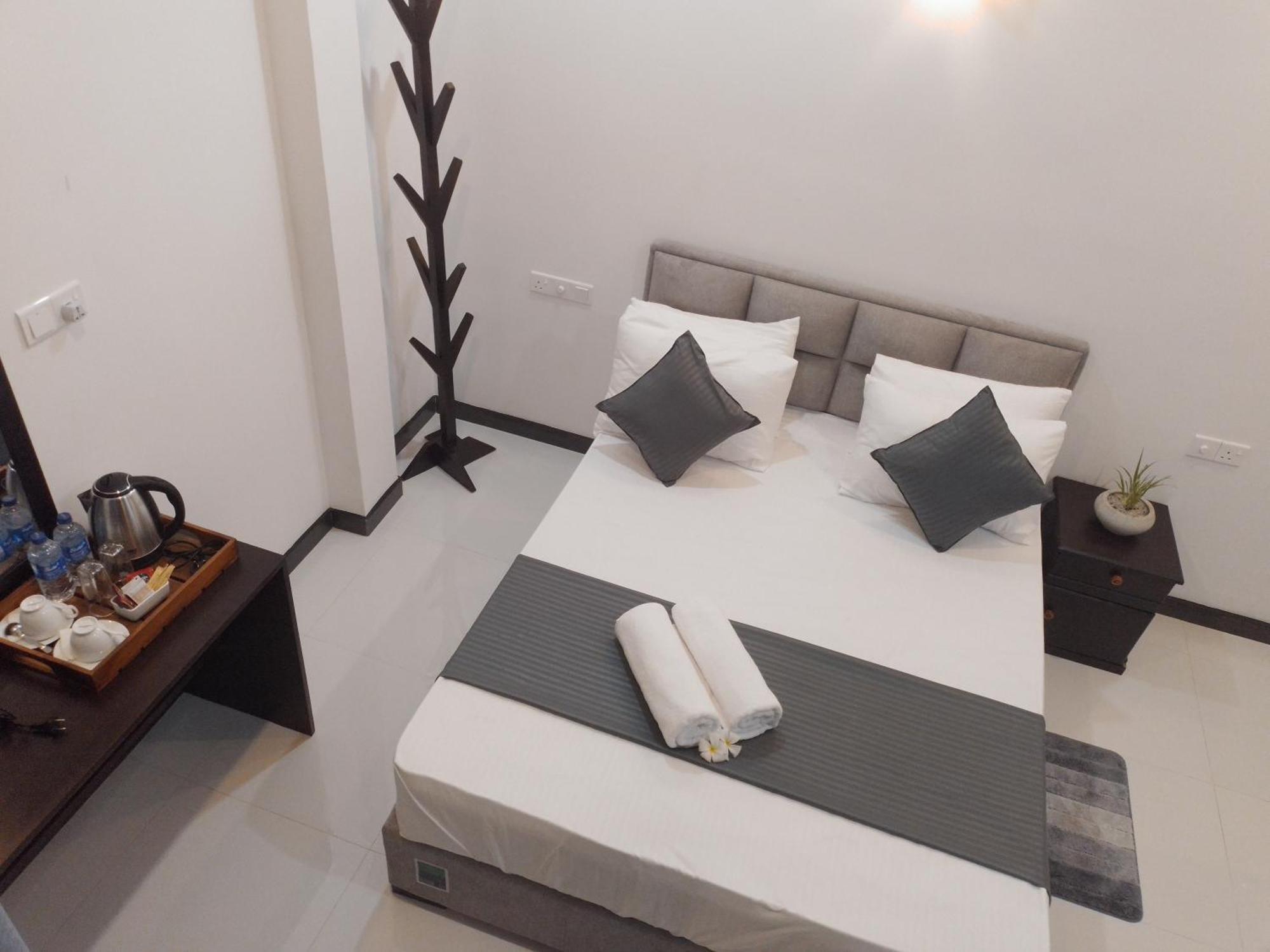 Coco Rooms Galle Bagian luar foto
