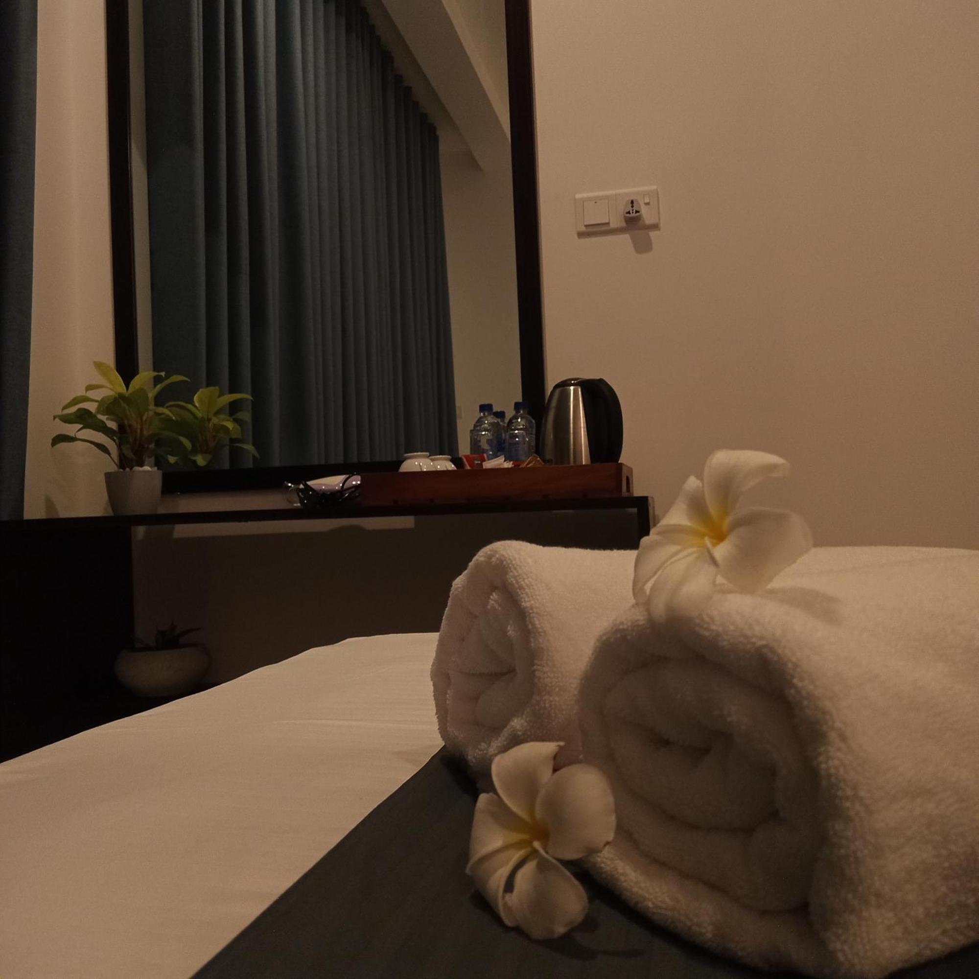 Coco Rooms Galle Bagian luar foto