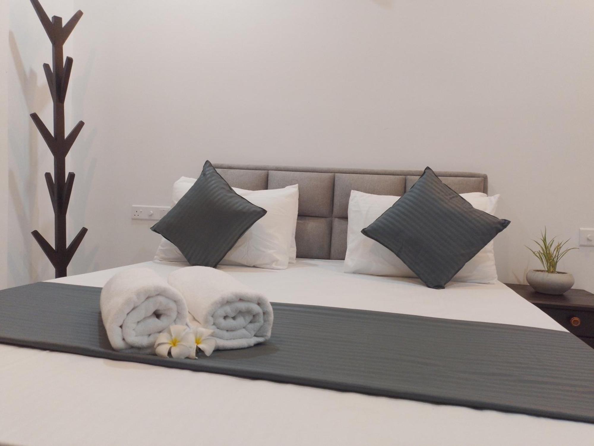 Coco Rooms Galle Bagian luar foto