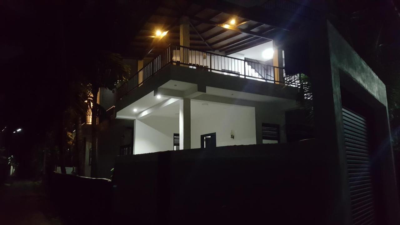 Coco Rooms Galle Bagian luar foto