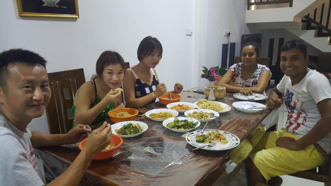 Coco Rooms Galle Bagian luar foto