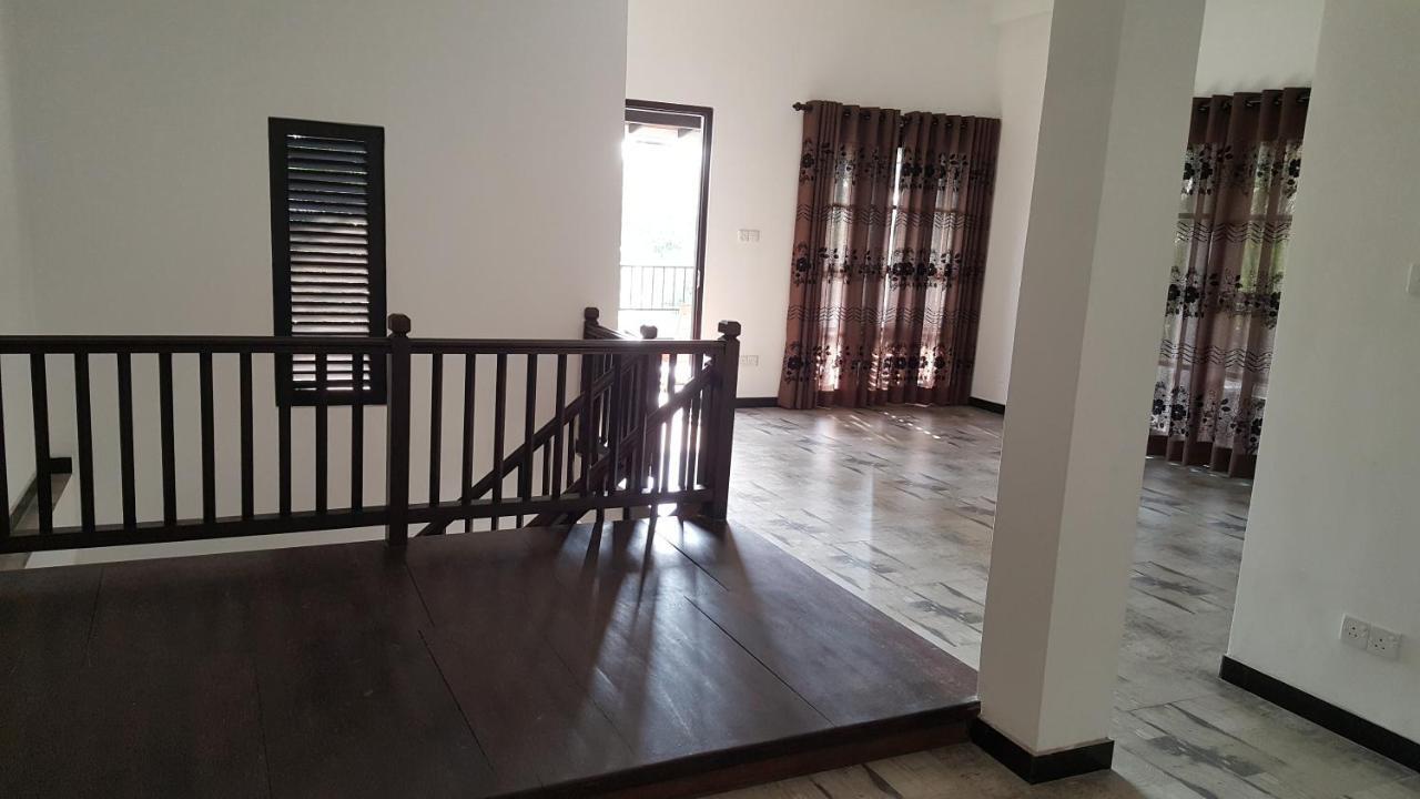 Coco Rooms Galle Bagian luar foto